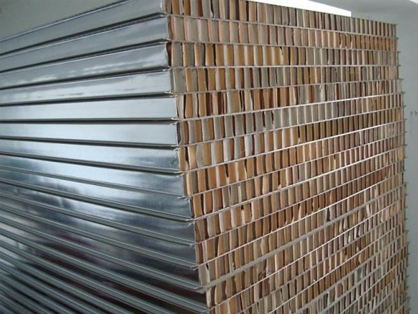 纸蜂窝彩钢夹芯板