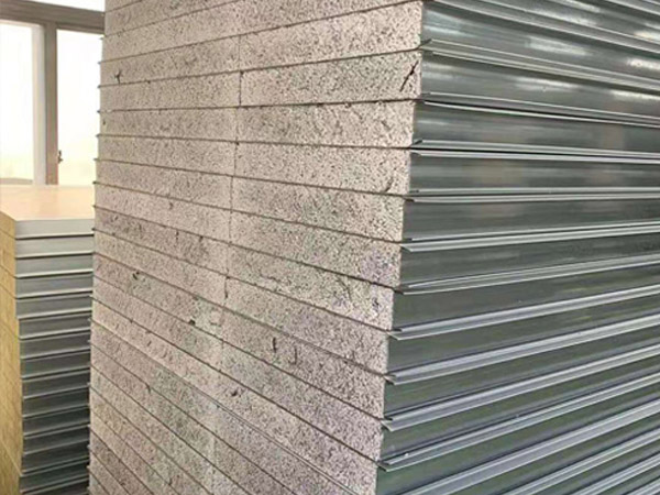 彩钢硅岩夹芯板